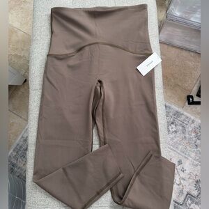 SPANXshape™ Booty Boost®
7/8 Leggings | Mineral
M